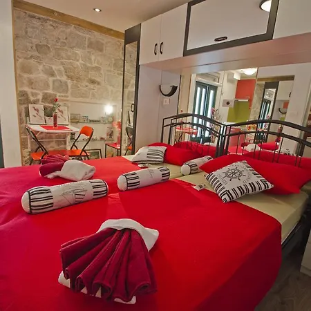 Apartment Studio Venera *